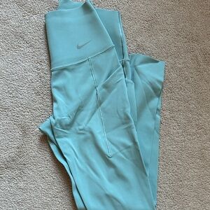 Nike Women's Teal Leggings